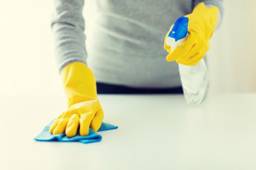 Airbnb turnover cleaning setup in a Lambeth flat with fresh linens and tidy surfaces